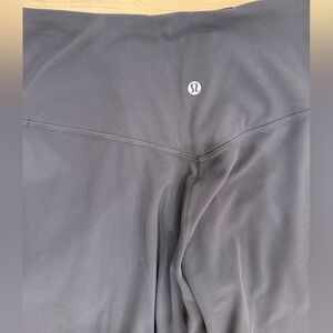 Lululemon Dark Gray Pants Size 6 Great Condition